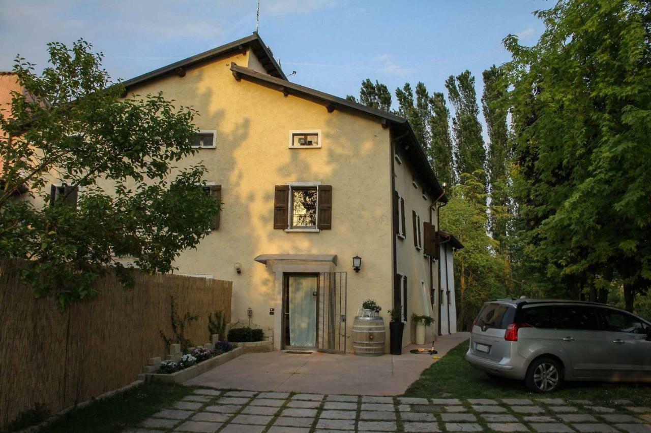 Casale Del Sole Garda Bed & Breakfast Monzambano Dış mekan fotoğraf